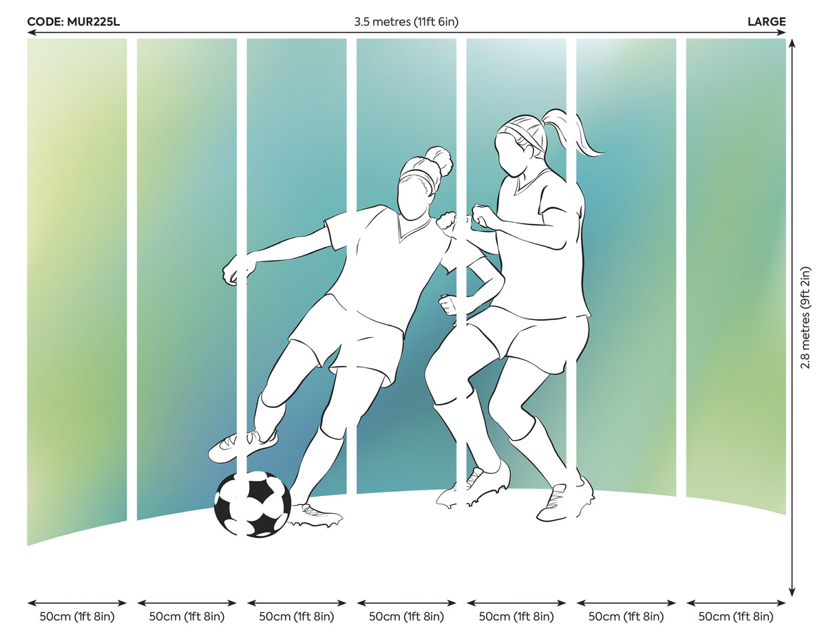 GIRLS PLAYING FOOTBALL - Green